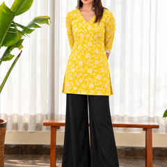 Women's Yellow Floral Printed Kurti with Lace-Trimmed Sleeves