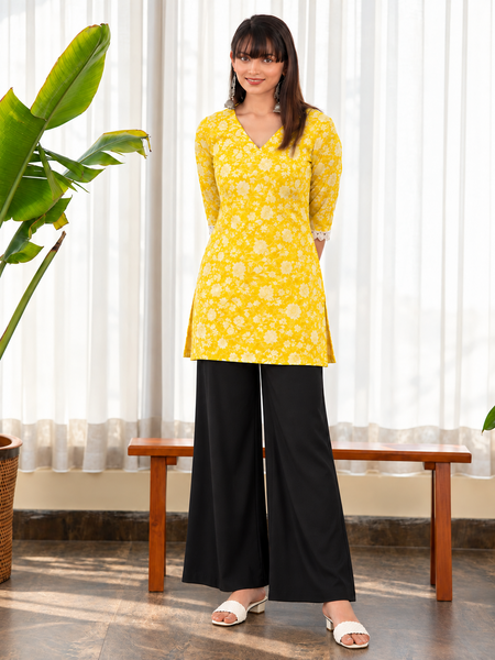 Women's Yellow Floral Printed Kurti with Lace-Trimmed Sleeves
