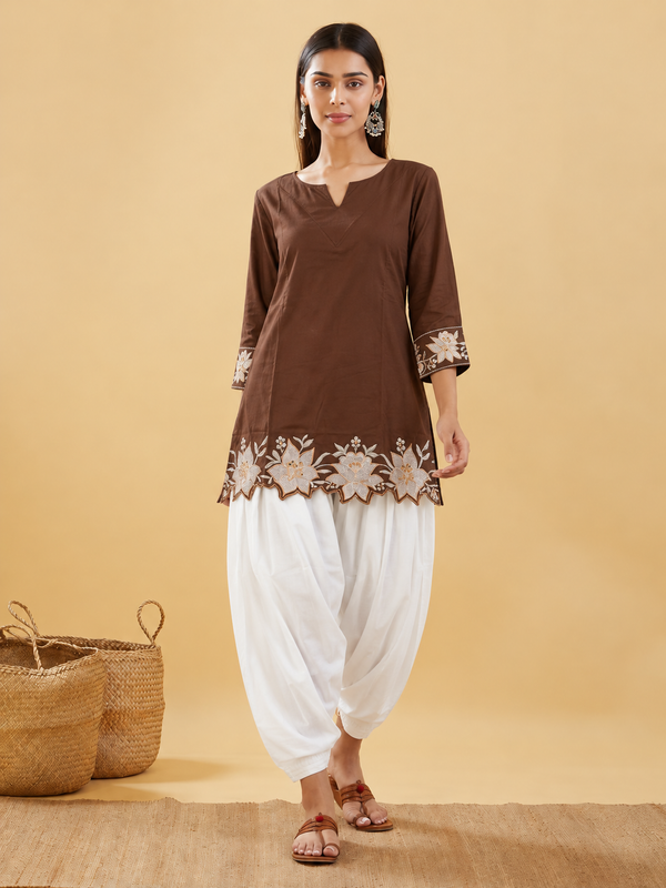 Women's Embroidered Cotton Kurta with Off-White Farshi Salwar Set