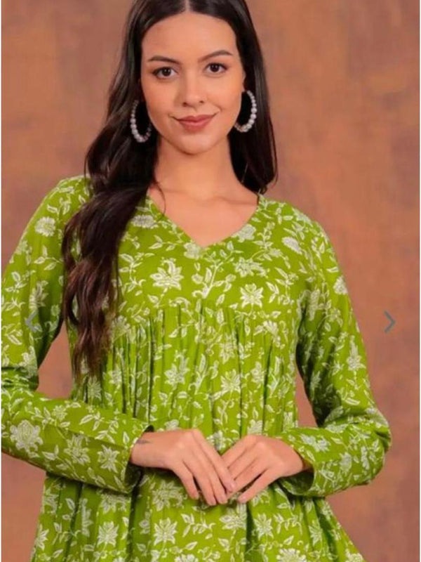 Women’s Red Rayon Floral Printed V-Neck Flared Top