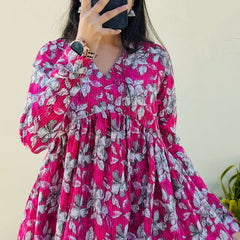 Women’s Pink Rayon Floral Printed V-Neck Casual Top