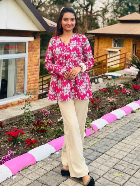 Women’s Pink Rayon Floral Printed V-Neck Casual Top