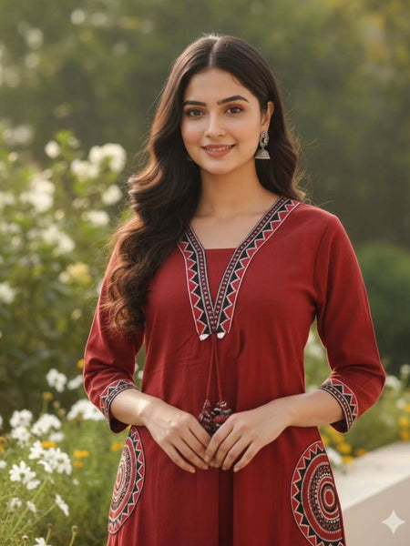 Women's Maroon Cotton Embroidered Kurta Set