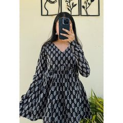 Women’s Black Rayon Printed V-Neck Flared Casual Top