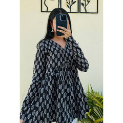 Women’s Black Rayon Printed V-Neck Flared Casual Top