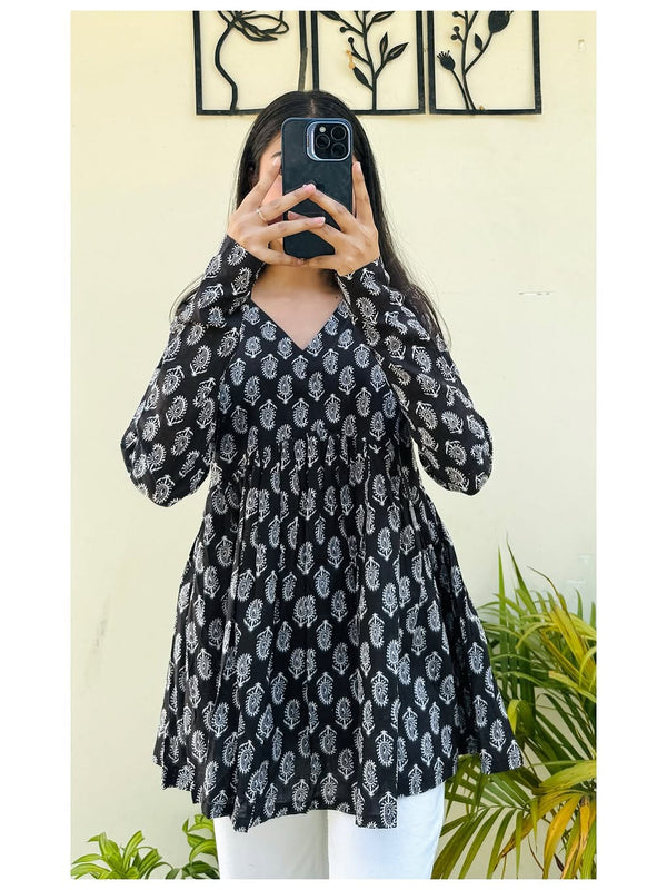 Women’s Black Rayon Printed V-Neck Flared Casual Top
