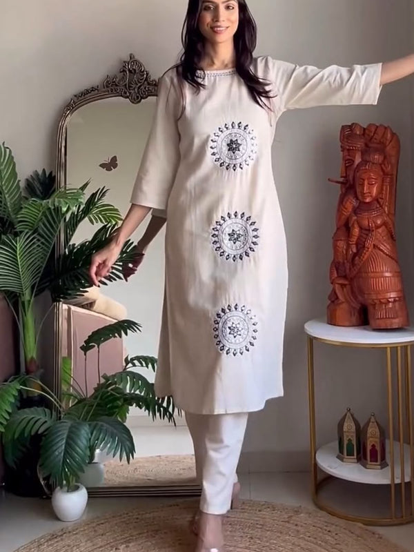Women's Off-White Embroidered Straight Kurta Set