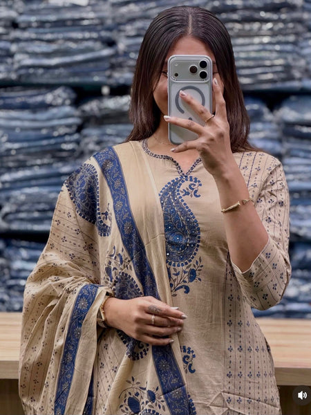 Women's Beige Paisley Printed Kurta Set with Dupatta