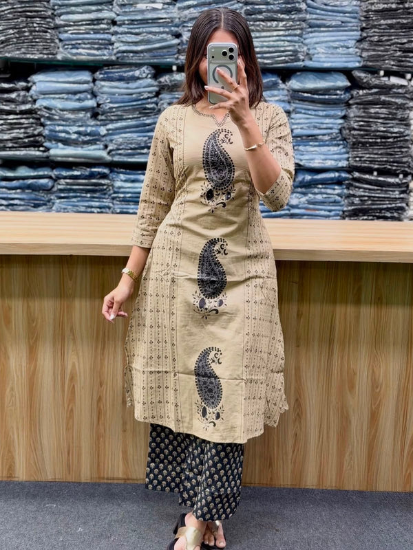 Women's Beige Paisley Printed Kurta Set with Dupatta