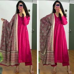 Women's Fuchsia Pink Anarkali Kurta Set with Printed Dupatta