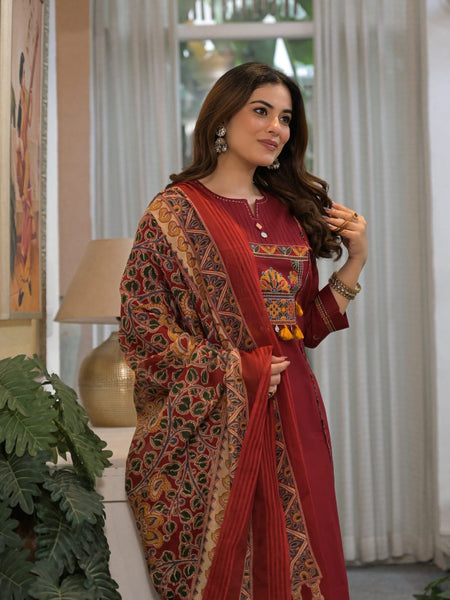 Embroidered Straight Kurta Pant Set with Printed Dupatta