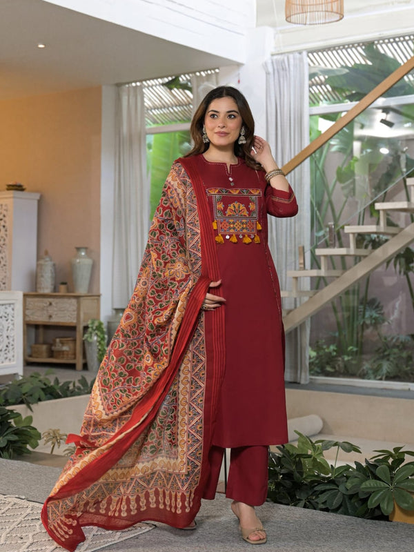 Embroidered Straight Kurta Pant Set with Printed Dupatta