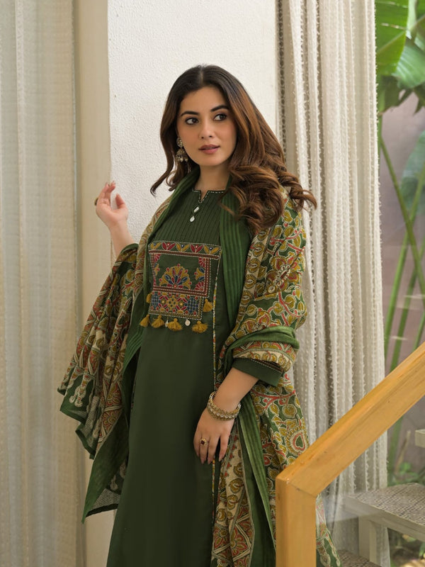 Embroidered Straight Kurta Pant Set with Printed Dupatta
