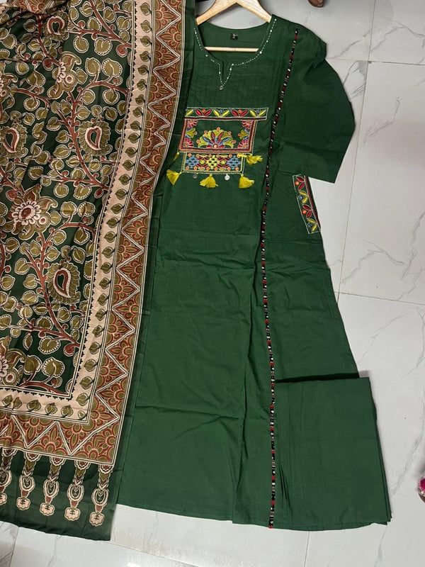 Embroidered Straight Kurta Pant Set with Printed Dupatta