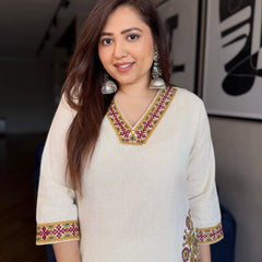 Women's Ivory Embroidered Straight Kurta with Matching Pants